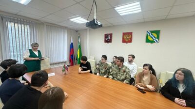 В день местного самоуправления для Молодежной палаты района Некрасовка провели экскурсию
