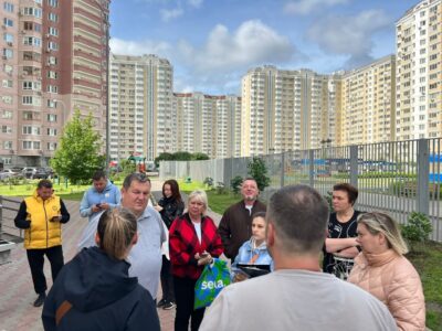 Глава муниципального округа приняла участие в еженедельном обходе главы управы района Некрасовка 