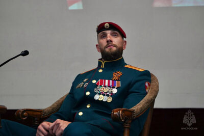 Участник специальной военной операции стал гостем единого дня информирования в столичном управлении МЧС России