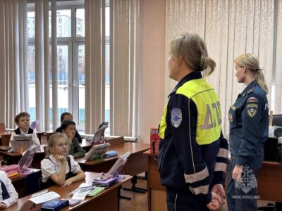 О правилах пожарной безопасности и дорожного движения рассказали детям Марьино
